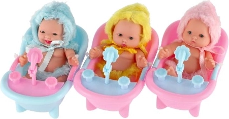 Trīs unikālas stilīgas lelles