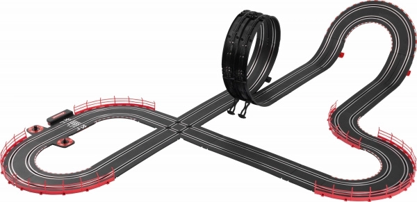 Action track with loop and vertical wall