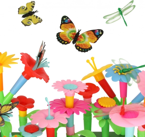 Koši krāsaini ziedi