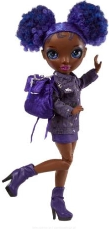 Krystal Bailey ikoniskais violetais izskats