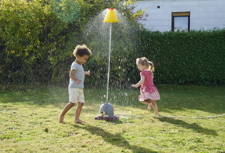 Veicina attīstību un radošumu