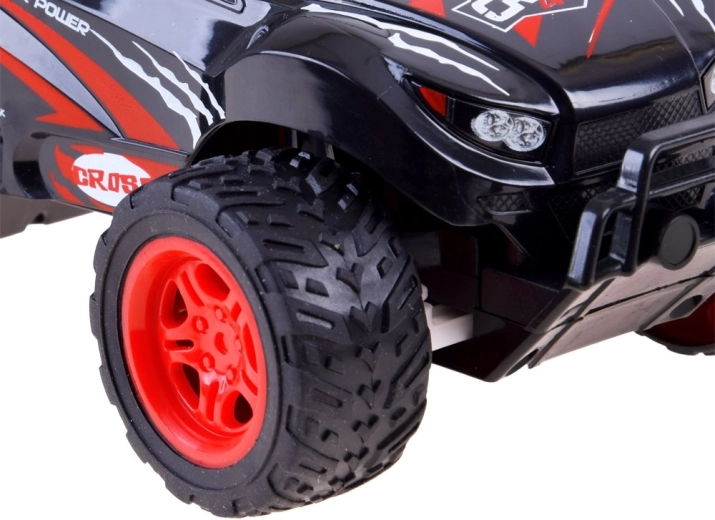 Augsta šasija un lielie riteņi