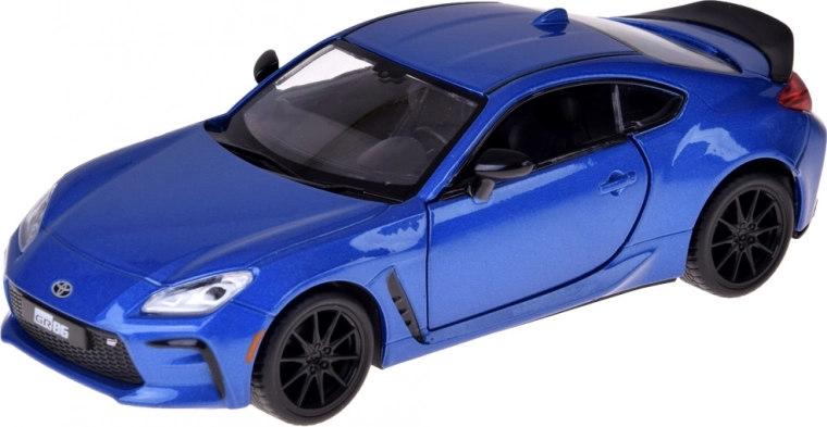 Pull-back piedziņa dinamiskai braukšanai