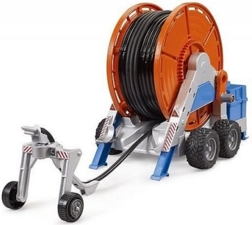 Reālistiska piekabe ar vilkšanas stieni