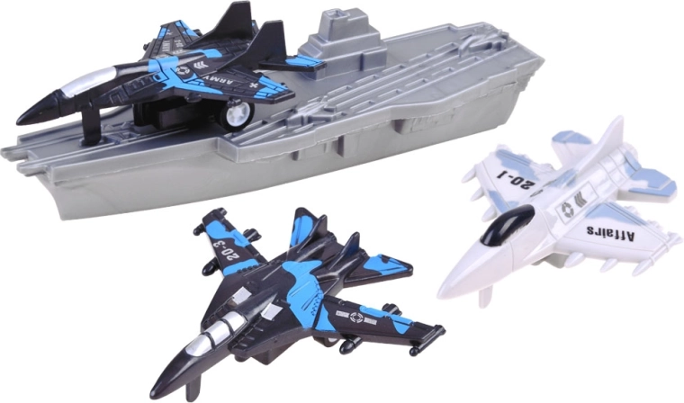 Lidmašīnu bāzes kuģis un 3 iznīcinātāji