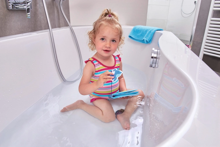 Jautri jūras motīvi 8 lapās