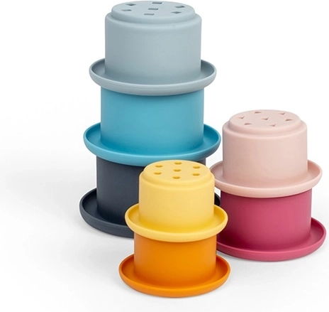 Ūdens rotaļas ar ūdenskrituma efektu