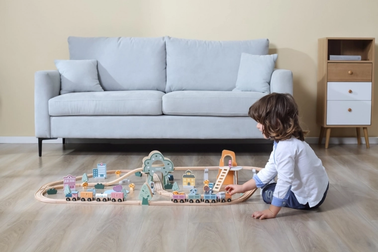 Attīsta fantāziju un sīko motoriku