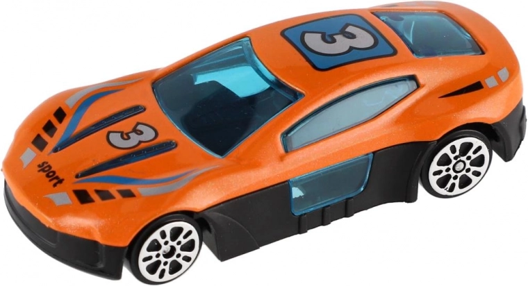 Izturīga metāla‑plastmasas konstrukcija