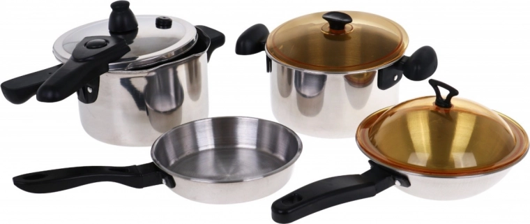 Reālistiski katli un pannas