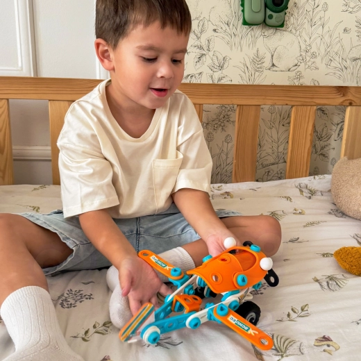 Saliec un spēlējies: pilns konstruktora komplekts