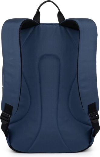 Lightweight and comfortable on the back