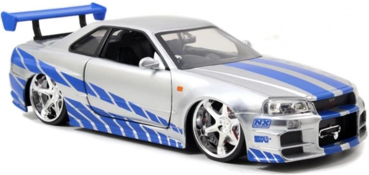 Metāla izpildījums un brīvi ritoši riteņi