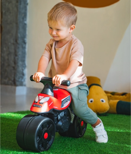 Viegla stūrēšana ar pagriežamu priekšējo riteni