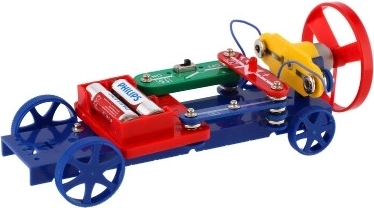 Uzbūvē automobili ar elektrisko piedziņu