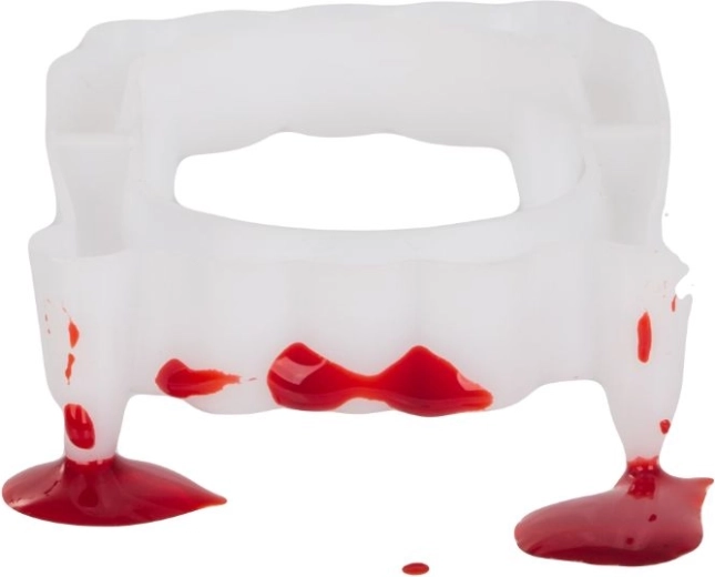 Reālistiski vampīra ilkņi