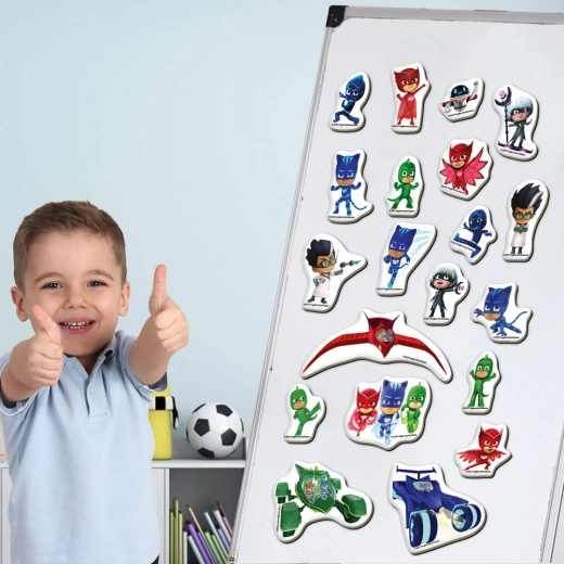 Radoša spēle ar PJ MASKS varoņiem