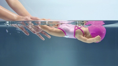 Ūdensnecaurlaidīgs un izturīgs korpuss