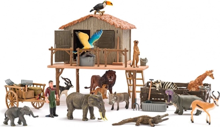 Realistic figures of African animals