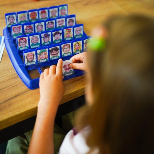 Interaktīva izklaide diviem spēlētājiem