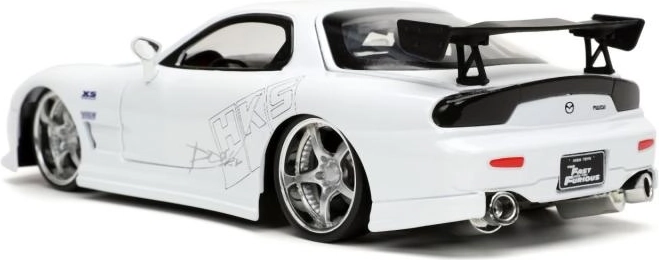 Metāla virsbūve un precīzas detaļas