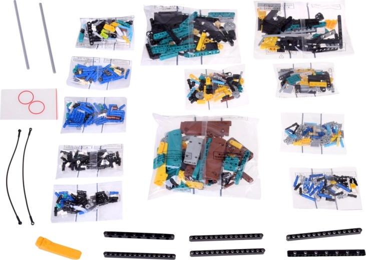 675 pieces for creativity and skills