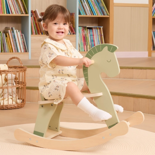 Līdzsvara un pašpārliecinātības veicināšana no 12 mēnešiem