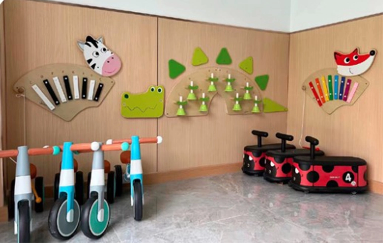 Ideāli stiprināšanai pie sienas – taupa vietu