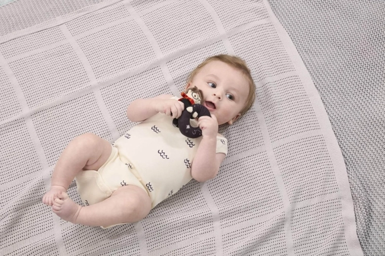 Mīksts un drošs plīšs no dzimšanas