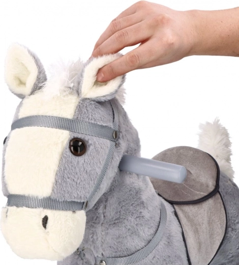 Mīksts plīšs un ērti rokturi