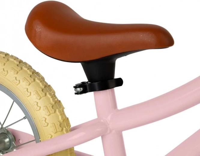 Grows with your child thanks to the adjustable saddle