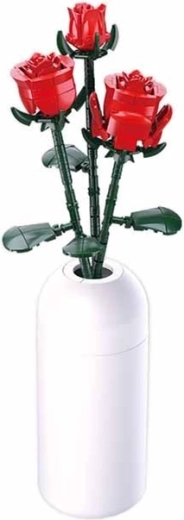 Elegantas rozes stilīgā vāzē