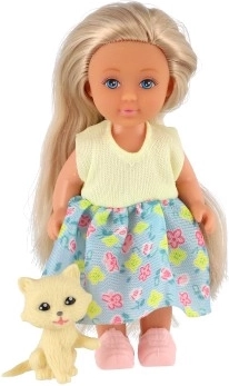 Detalizēts tērps un reālistiski matiņi