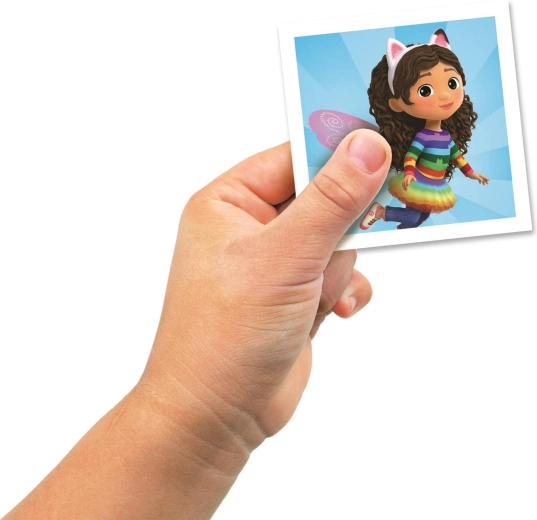 Kvalitatīvas kartītes mazām rokām