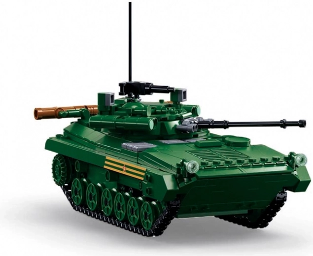 Saderīgs ar pazīstamiem konstruktoriem