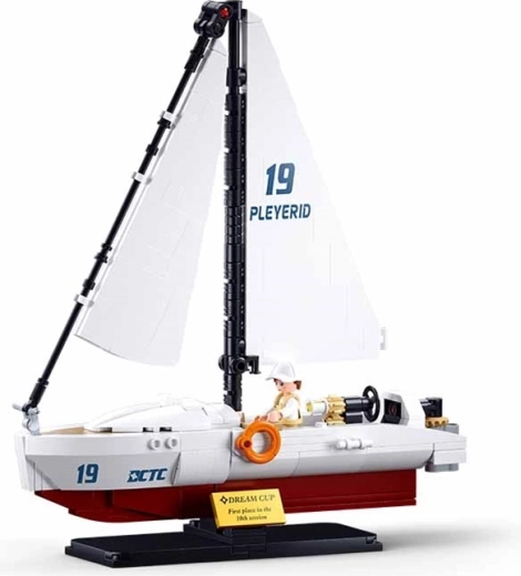 Saderība ar citiem konstruktoriem