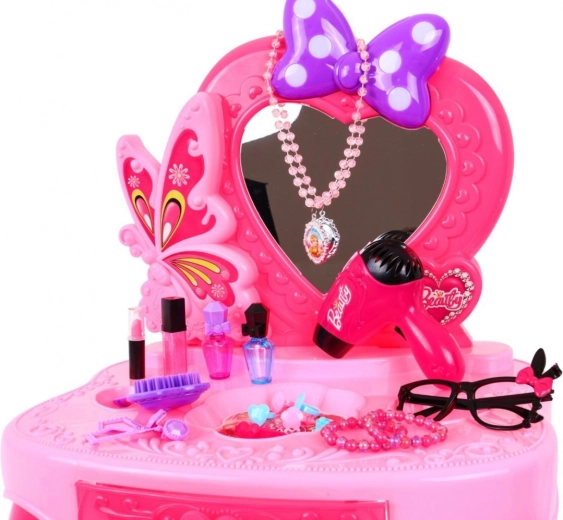 Pilns piederumu komplekts un glabāšanas atvilktne