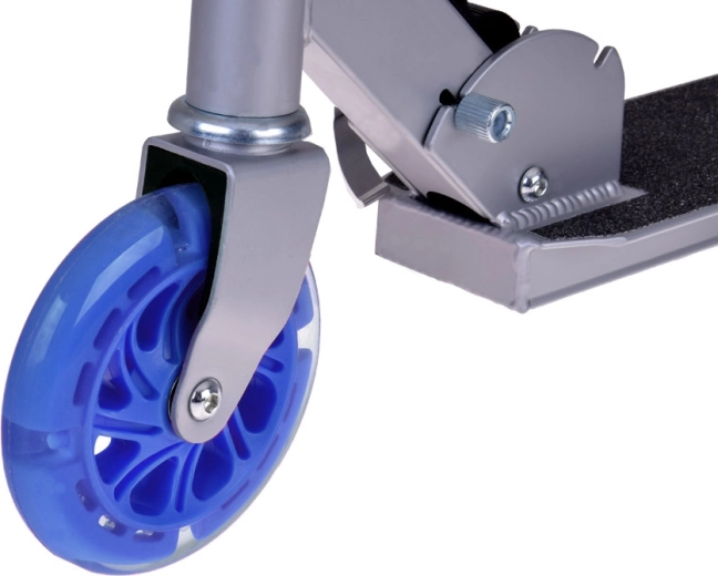 Spīdoši LED riteņi bez baterijām