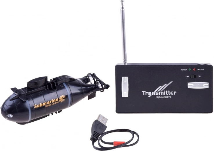 Uzlāde no raidītāja un caur USB