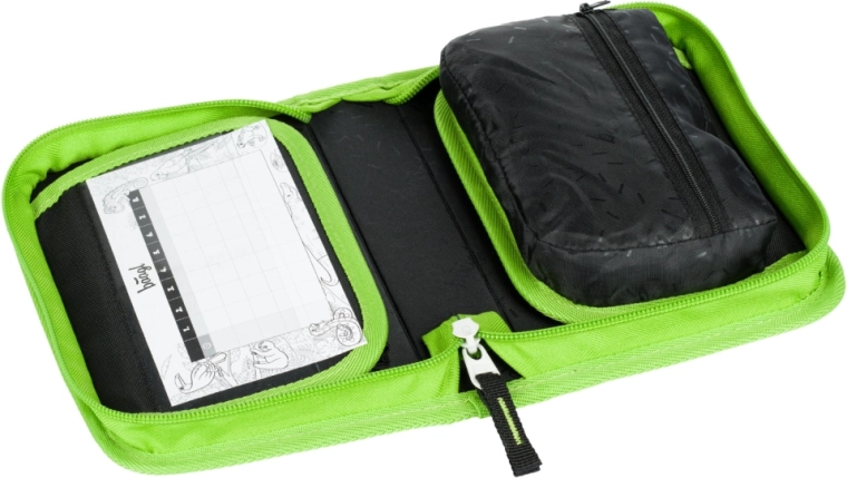 Izturīgs rāvējslēdzējs un praktiskas kabatas