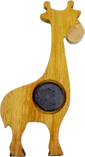 Roku darbs no dabīga koka