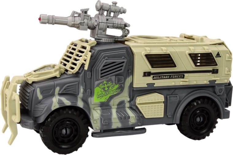 Gudri izstrādāts kaujas transportlīdzeklis ar efektiem