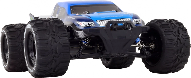 4x4 piedziņa un amortizācija bezceļam