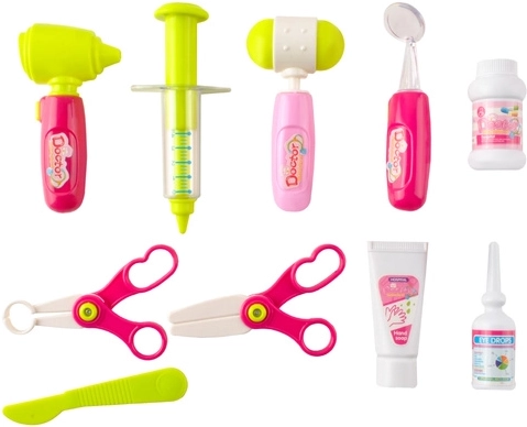 Bagātīgi piederumi lomu spēlēm