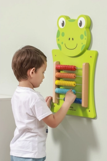 Sienas montāža taupa vietu