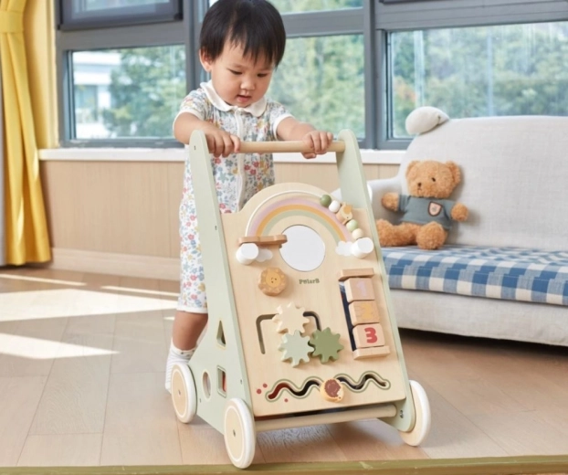 Glabātuve aizmugurē