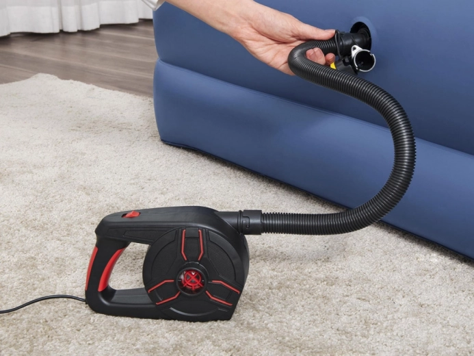 Ērta barošana no tīkla 220 V