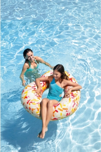 Ērta atpūta uz ūdens