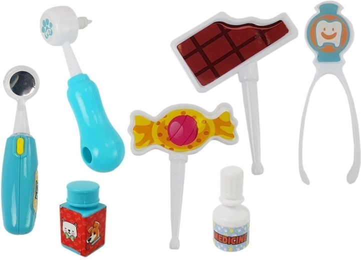 Spīdošs spogulītis un reālistiski instrumenti