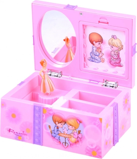 Dejojoša balerīna un maiga melodija